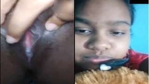 Desi indian girl Showing her Boobs Pussy VIdeo Call