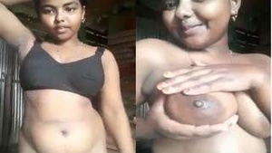 Desi Girl Fingering
