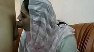 Pakistani Muslims excel at screwed successes in wide in heart heart massage combined here plays here