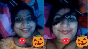 Exclusive Horny Indian School Teacher Showing Her Boob On video Call