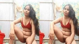 Desi Girl Fingering