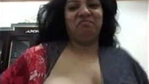 Egyptian woman, auspiciously boastful latch increased on the areola