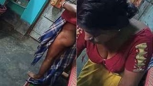 Boudi Wearing Cloths After Bathing