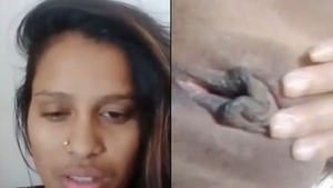 Super horny girl live sex chat session