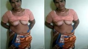 Desi Tamil Maid Showing Her Nude Body