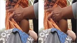 Desi slut Wife OutDoor session With her Lover