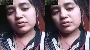 Bangladeshi Girl Showing Boobs and Pussy On Video Call
