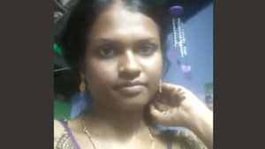 South Indian Girl Invisible Clips Change Dress