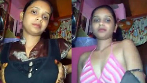 desi girl chandini showing her breasts
