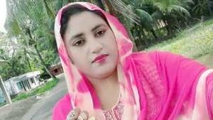 Desi bhabi nude video call