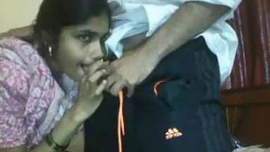 Indian newly married bhabhi sucking his servo cock after lunch