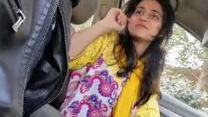 Desi cute Gf de Sylhet with her lover in the car