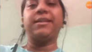 Desi Bhabhi showing her breasts on video call