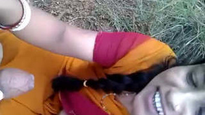 Cute bhabhi blowjob outdoors for young lover