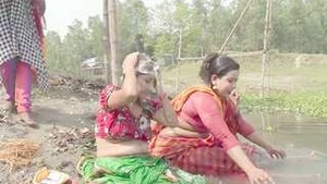 Desi Village boudi bathtub