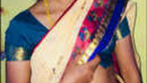 Famous Tamil Woman Showing Her Body In Vc