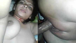 desi village girl fucking herself with lover