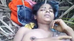Village girl sucking and fucking in the jungle with audio