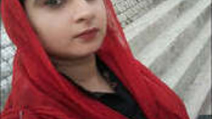 Pakistani lahori horny muslim girl chuckla family