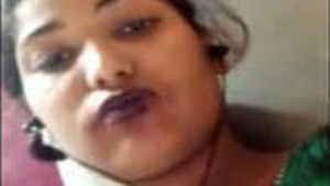Horny indian girl fills her pussy licking and fingering on VideoCall
