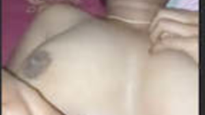 Desi married woman fingering and fucking