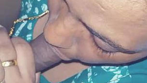 Desi aunt blowjob tasty and superior riding