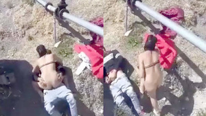 desi couple outdoors fuck caught