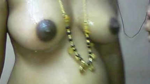Indian aunt naked at home with husband putting water