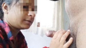 Sexy Lankan menina quente giving boquete