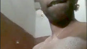 Desi girl sexy bathtub