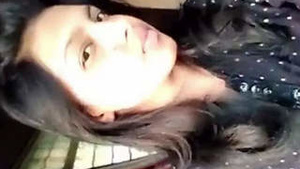 Teen cam girl making a VDO clip for her bf