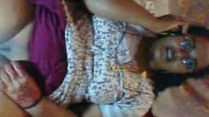 Hot sex with a mature woman over the phone in Tamil