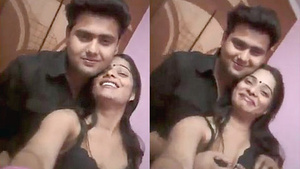 Dewar in love with the sexy Bhabhi and fondling her breasts at work