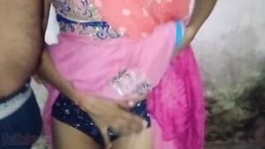 Desi mom seduces and fuckies hubby’s friend while he’s away on a trip.