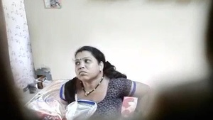 Secretly shot video of big-boobed doctor’s practice with seductive bhabhi.