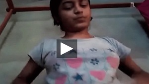 Video of Indian teenage girl’s masturbation for fans of young vagina