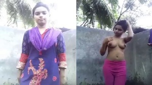 Naked photos of Vellore Willlake, a stunning Indian girl in arousing positions.