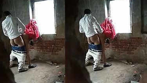 Hot bhabi gets fucked in doggy style in this Indian porn movie.
