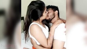 Sexy mature woman seduces through webcam during phone sex