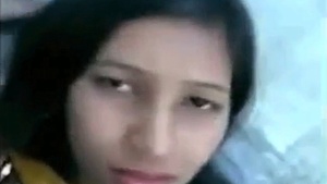 Sex in the exotic spice of the MMC video of the Indian babe Desi exposed online