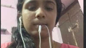 A wife from Tamil Nadu showing her breasts and private parts