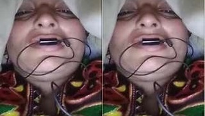 Beautiful wife of Indian husband stripping on video call to meet her husband’s friend.