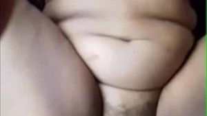 Video of Indian woman with fat pussy having sex to boost libido