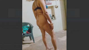 Marital massage with a happy ending with a beautiful bhabhi