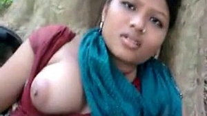 Orgasm bliss with an Indian housewife