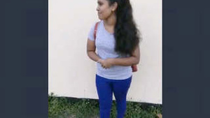 Hot Indian tanker girl sends provocative photos and videos.