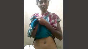 Boobs of the Indian village bhabi