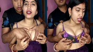 Hema Bhabha’s sexy romance on live camera show