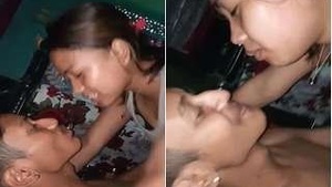 Boudi’s sexy selfies and hot water action with college girlfriend