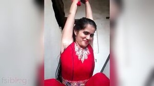 Boob show with our Dehati ghost, a rural Indian beauty.